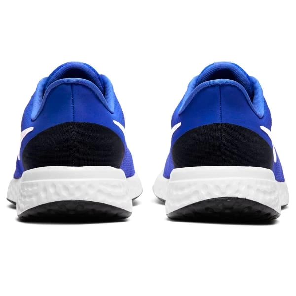 NIKE Boys' Revolution 5 Running Shoe, Wide 8 NIKE Boys' Revolution 5 Running Shoe, Wide - Image 6