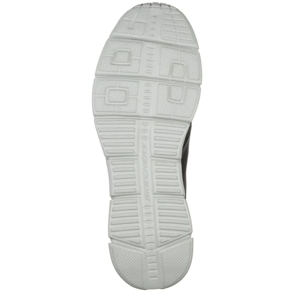 SKECHERS Men's Equalizer 4.0 Triple Play Sneakers, Wide 7 SKECHERS Men's Equalizer 4.0 Triple Play Sneakers, Wide - Image 5