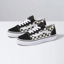 VANS Kids' Primary Check Old Skool Shoes 9 VANS Kids' Primary Check Old Skool Shoes -Fashion Clothing Store 2078969 001 alt2